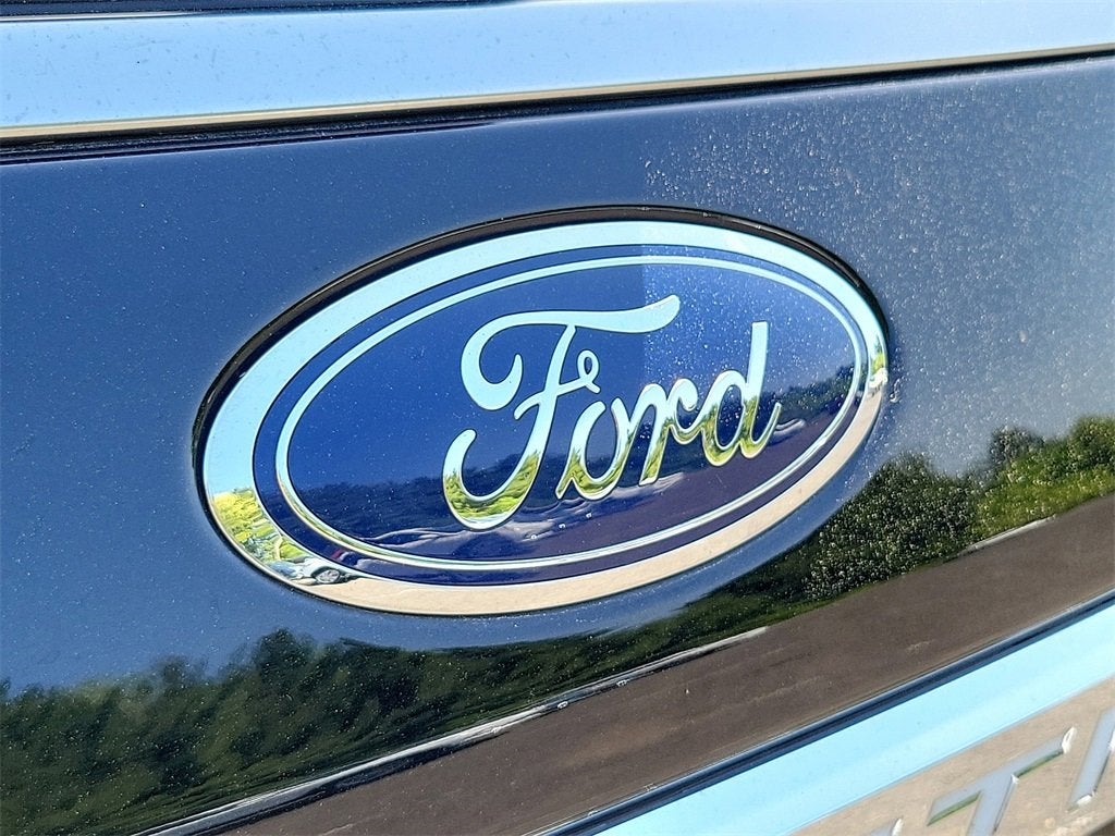 2019 Ford EXPED Base